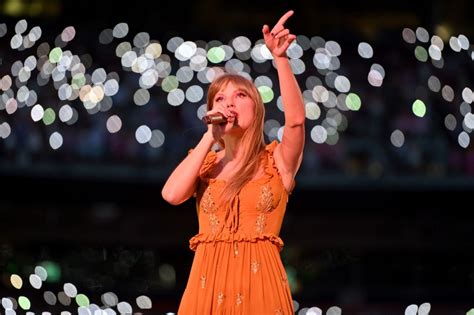 Taylor Swift's ongoing The Eras Tour has captured the hearts of millions of fans around the world, and it is on its way to becoming one of the most successful treks in history. The singer keeps ...